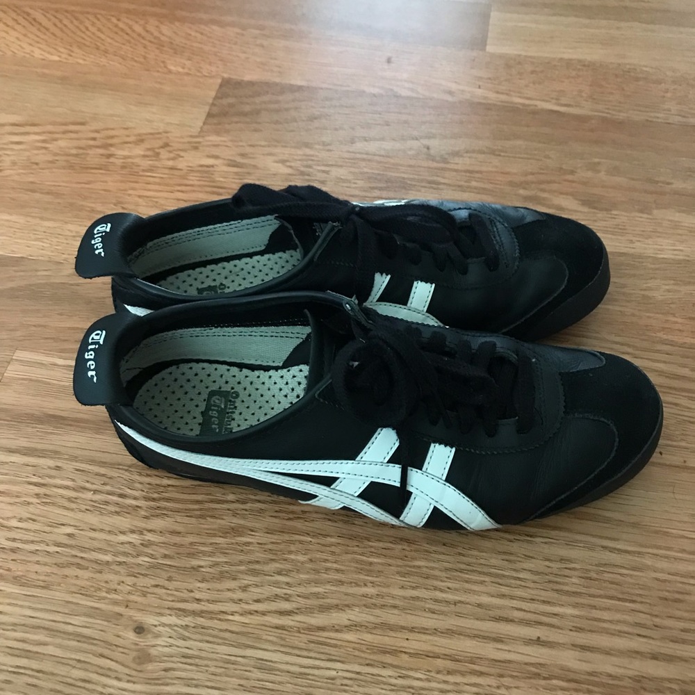 Women’s Onitsuka Tiger ASICS